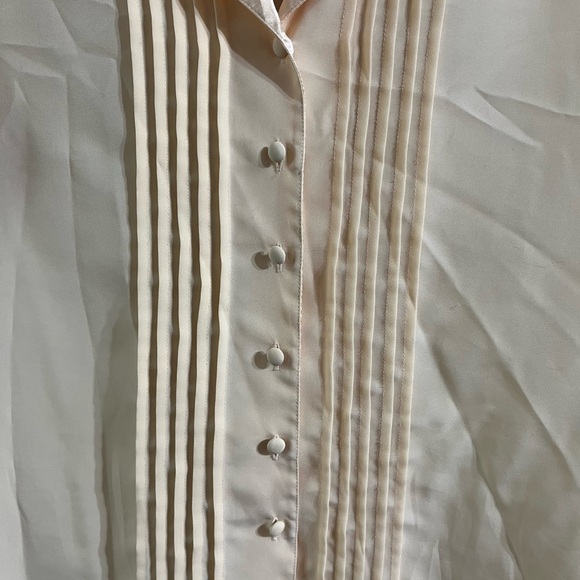 Vintage Bentley Cream Pleated Short Sleeve Button Down Size Small Blouse Top - Picture 4 of 8